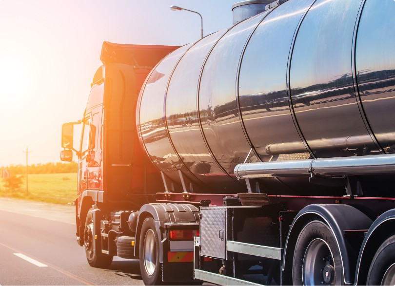 Dostawy paliw płynnych